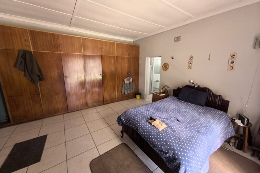 5 Bedroom Property for Sale in Hadison Park Northern Cape